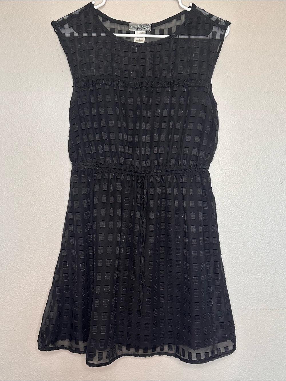 Black sleeveless mini dress with checkered windowpane texture and belt size M